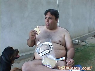 Sloppy fat guy with a tiny dick gets a good blowjob outdoors